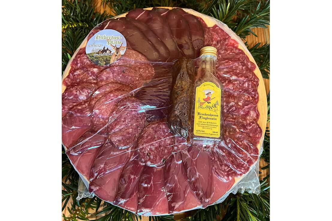 Hubertusplatte mit Wildspezialitäten Hubertusplatte mit Wildspezialitäten
