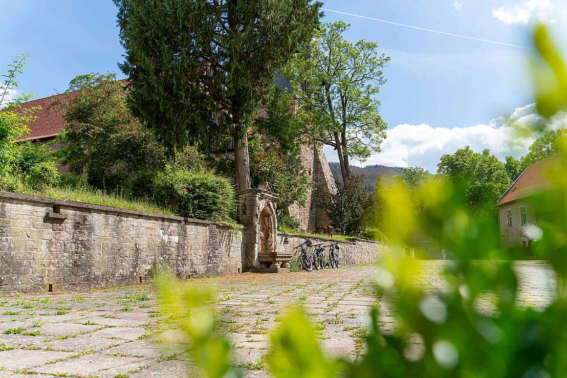 Im Innenhof der Klosteranlage