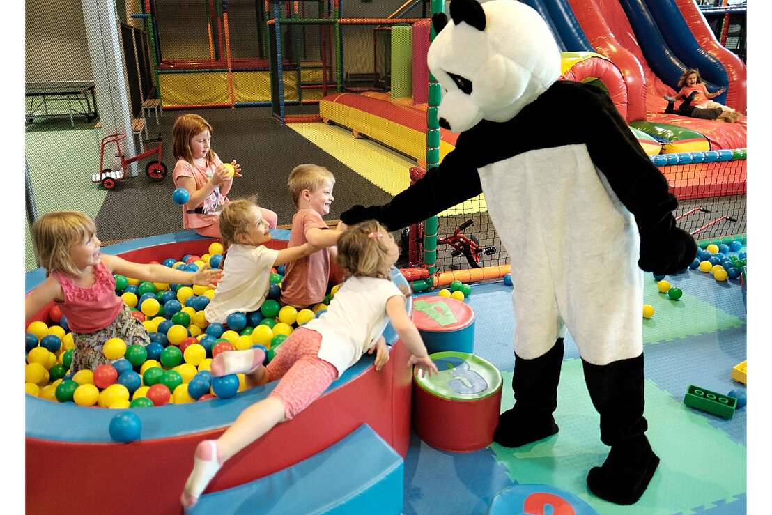Bällebad & Panda