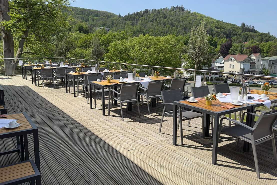 Sonnige Terrasse Ursprung