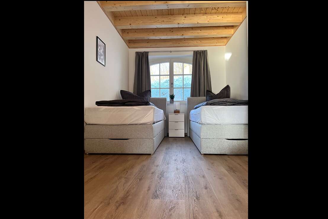 Schlafzimmer mit Einzelbetten