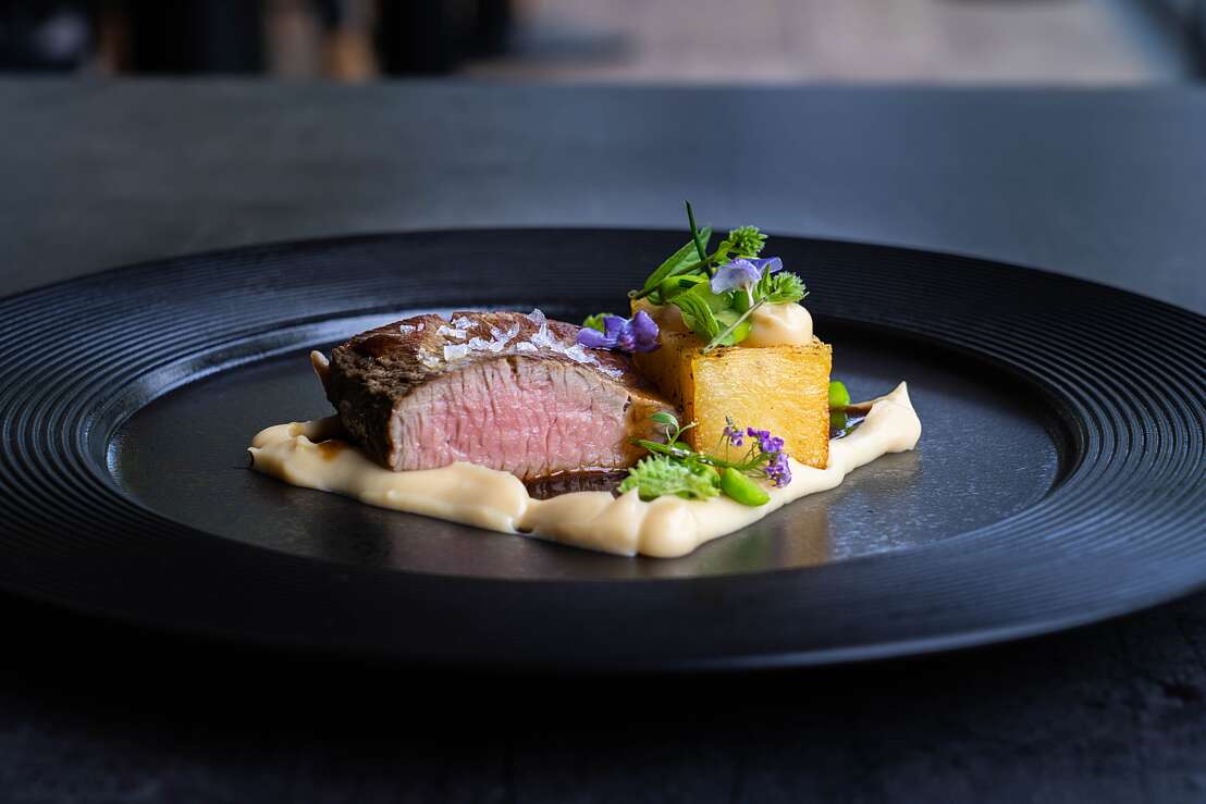 Zu jedem Gang wird eine fein abgestimmte Getränke- & Weinbegleitung gereicht