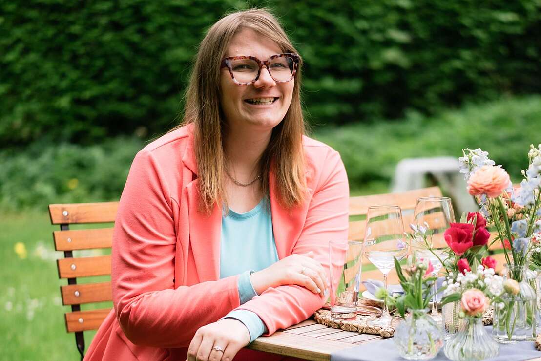 Frau Kunterbunt steht für Hochzeiten voller Liebe, Emotionen und einzigartiger Momente. 