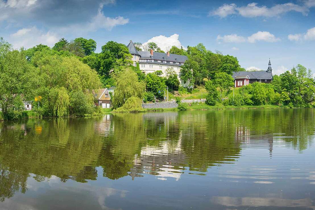 Schloss Stiege im Frühling