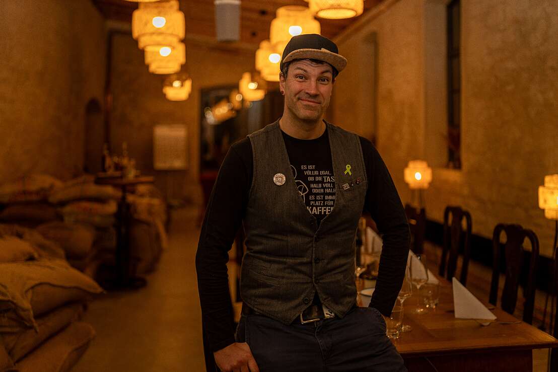 Inhaber und einer der Gastgeber im Genusskombinat