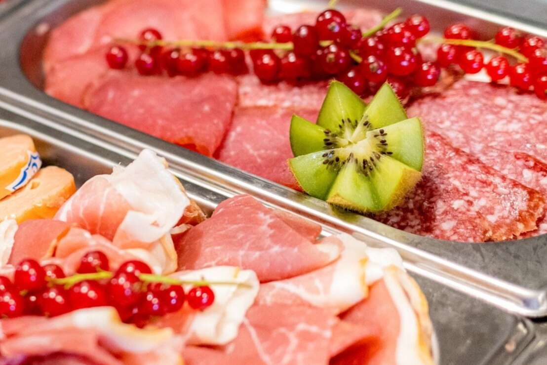 Aufschnitt von Fleischerei Leiste