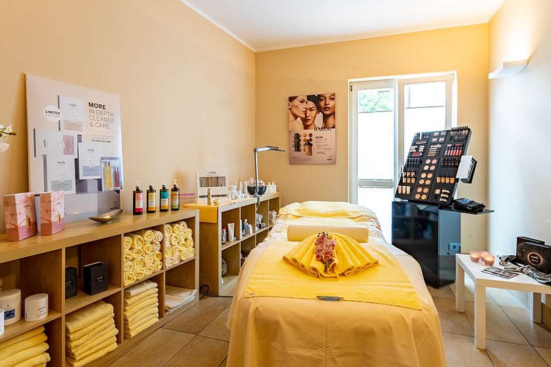 Kosmetik- und Massagebereich