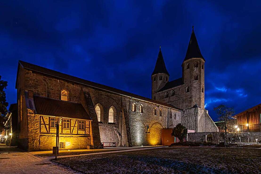 Klosterkirche St. Vitus bei Nacht 