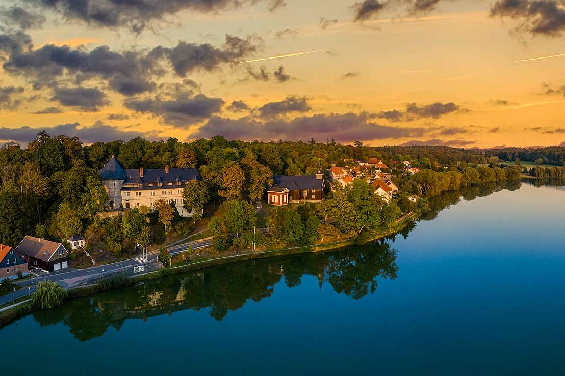 Schloss Stiege im Abendlicht