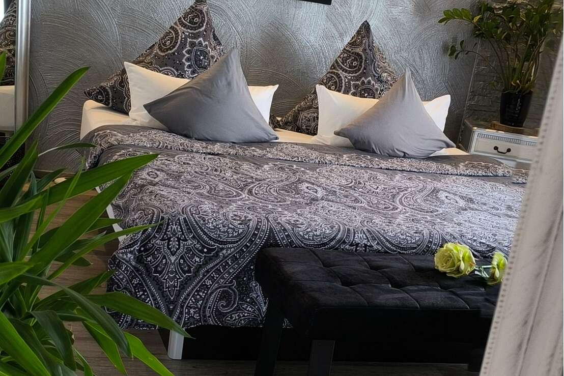 XXL Wasserbett oder Spielwiese? XXL Wasserbett oder Spielwiese?