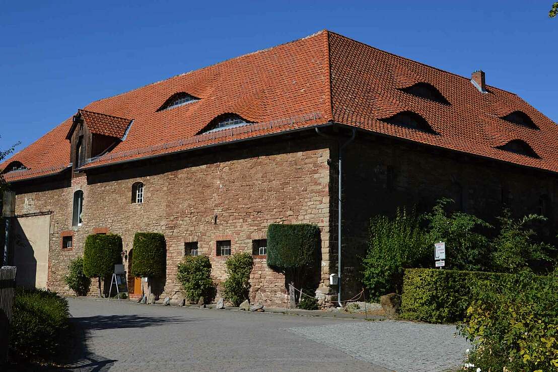 Massive Gebäude in gutem Erhaltungszustand