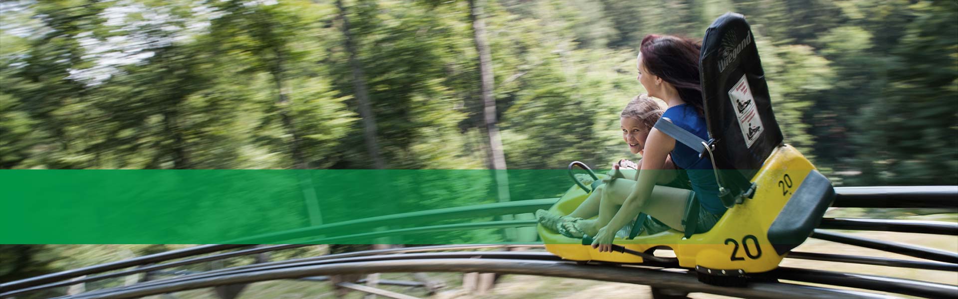 Kategorie Attraktionen Outdoor - Szene auf der Sommerrodelbahn Harzbob