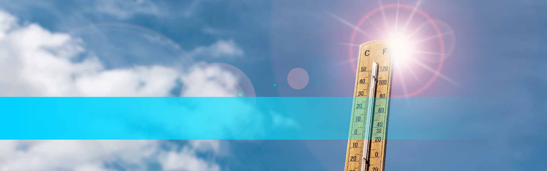 Kategorie Service Wetter - Thermometer vor sonnigem Himmel